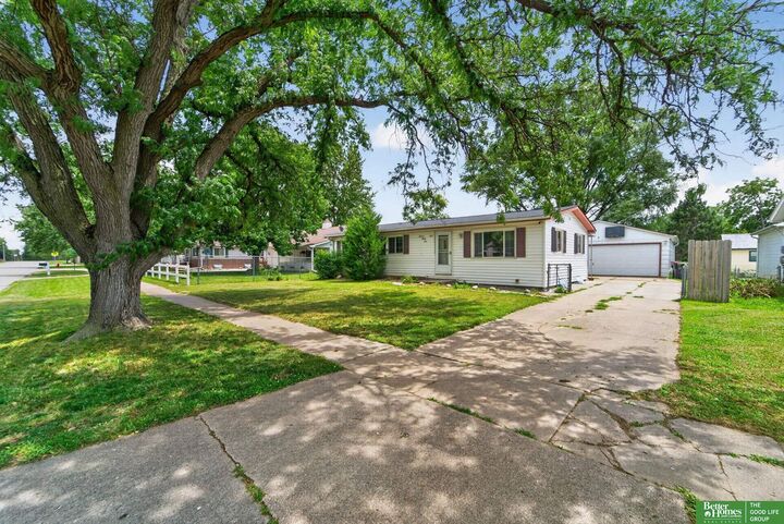 Property Photo:  1321 W South Street  NE 68508 