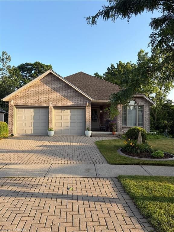 Property Photo: 18 Maich Crescent ON N3T 6P1