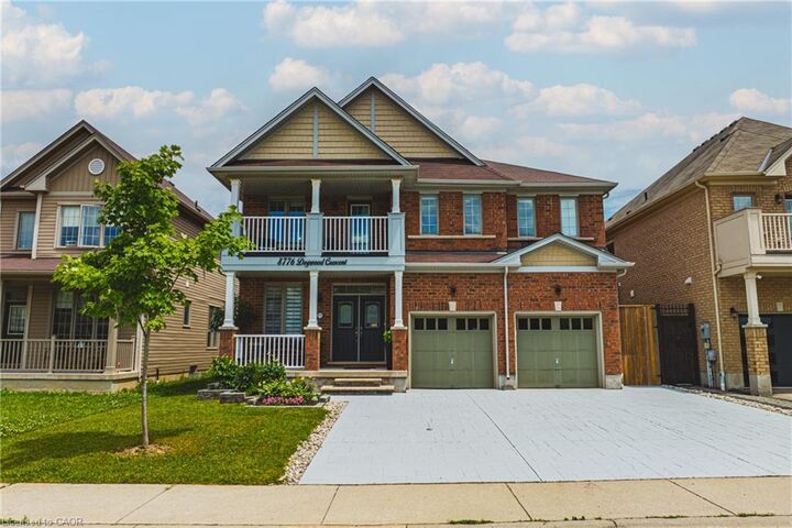 8776 Dogwood Crescent — photo 1
