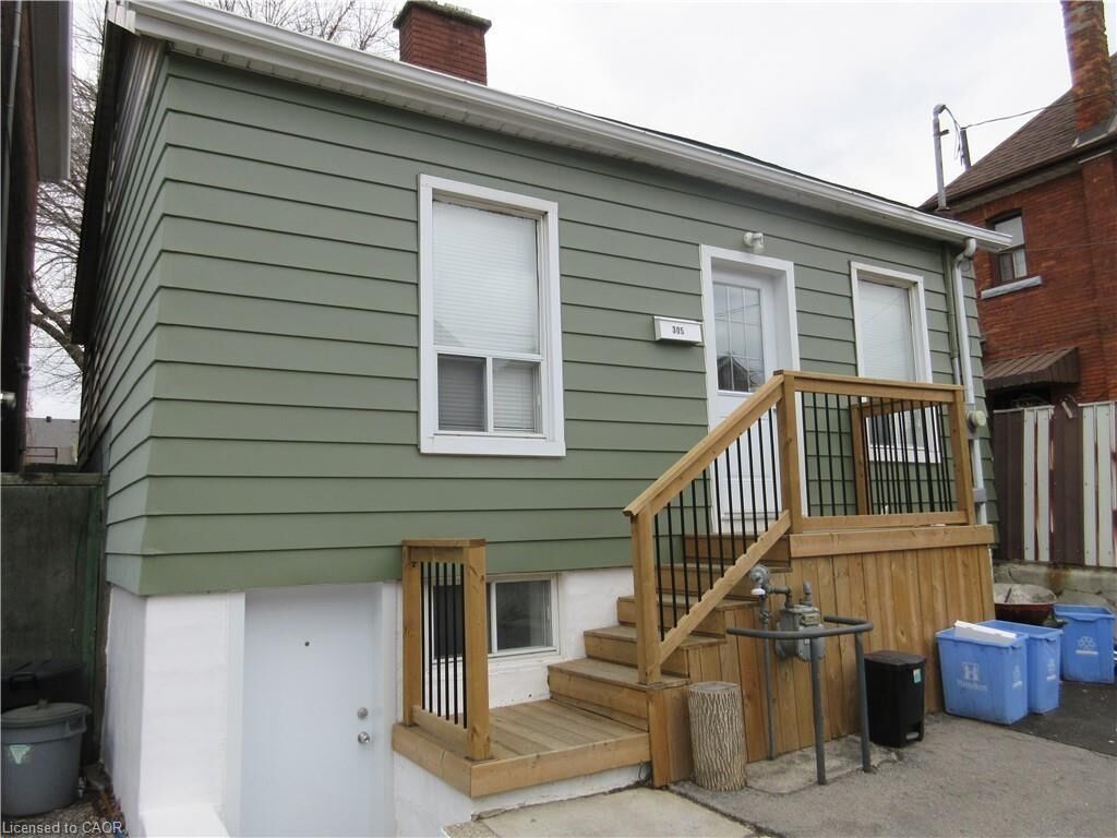 Property Photo: 305 Catharine Street N 2 ON L8L 4S8