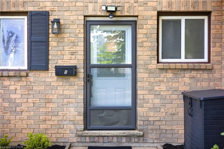Property Photo: 175 Siebert Avenue 9 ON N2C 2M1