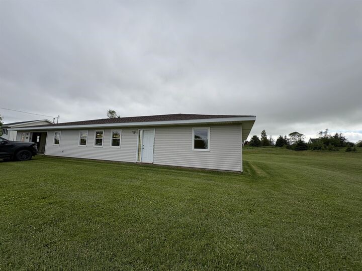 164 Kenwood Circle — photo 1