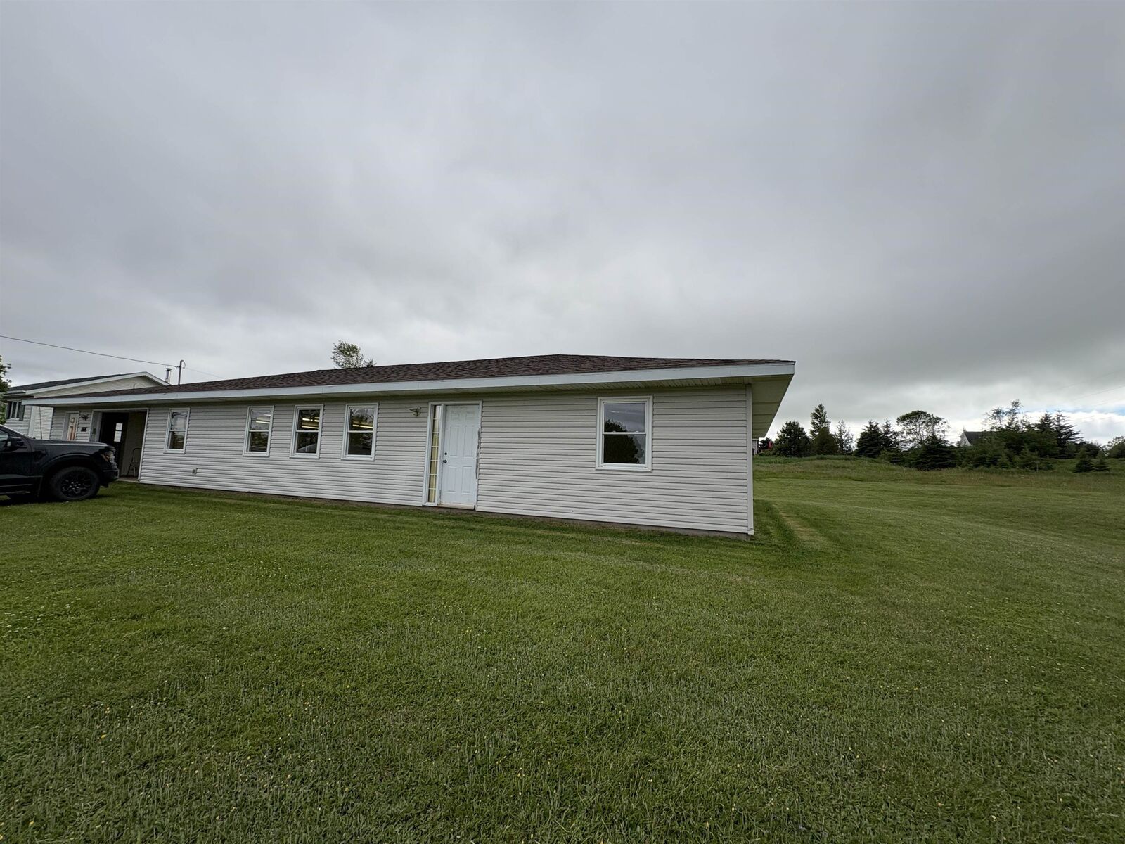 Property Photo:  164 Kenwood Circle  PE C1E 1Z8 