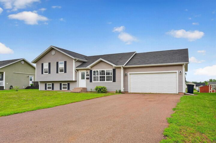Property Photo: 123 Barbour Circle PE C1A 9S9