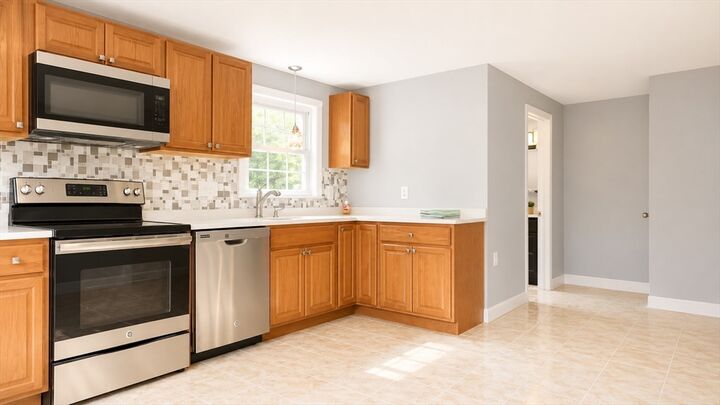 Property Photo:  18 Andrea Dr 18  MA 02021 
