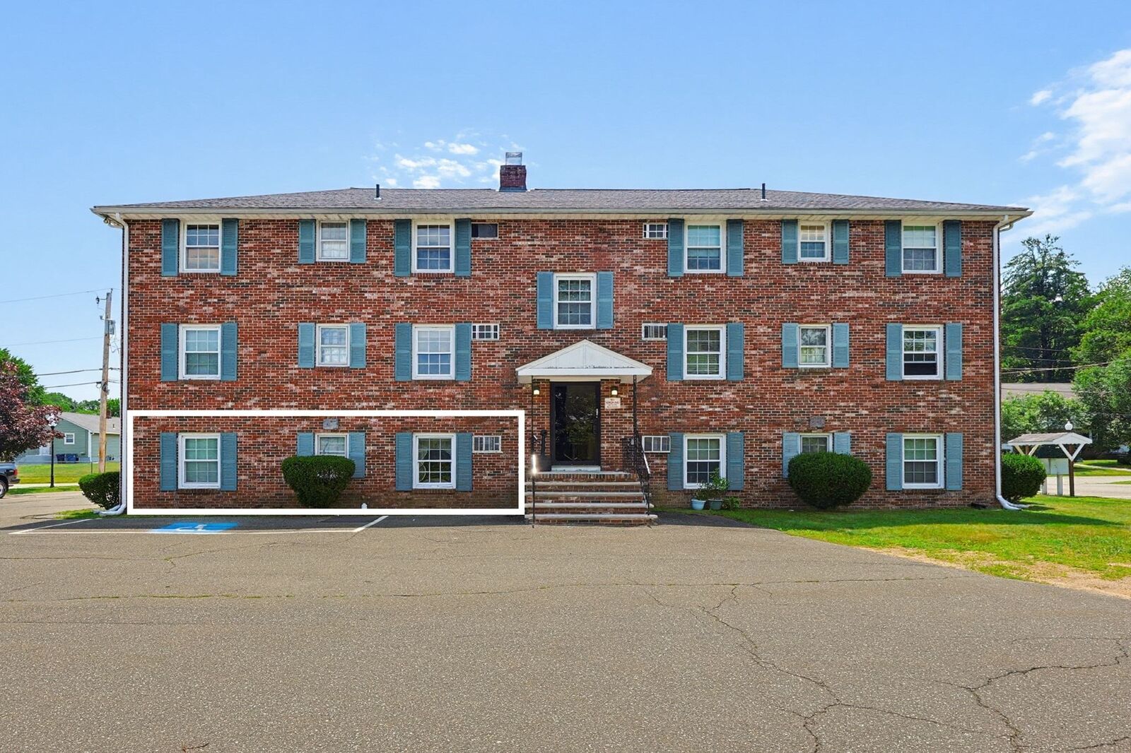 Property Photo:  15 Frank St 1  MA 01826 