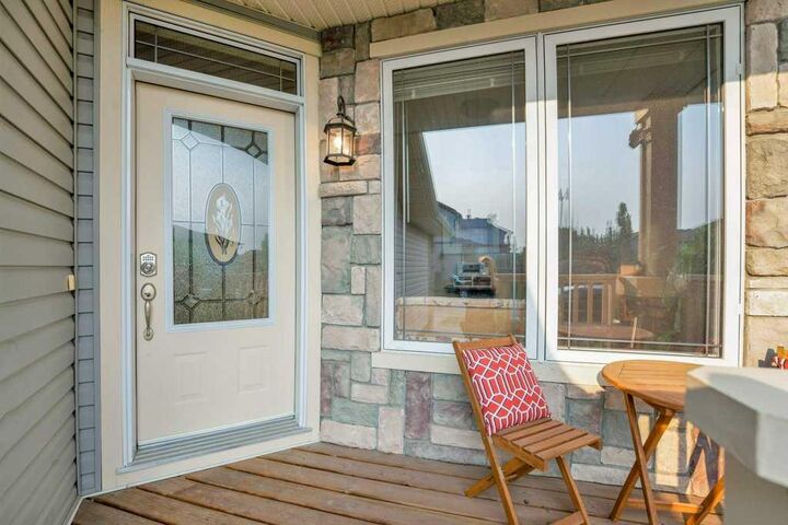 Property Photo:  52 Crystal Green Way  AB T1S 2K6 
