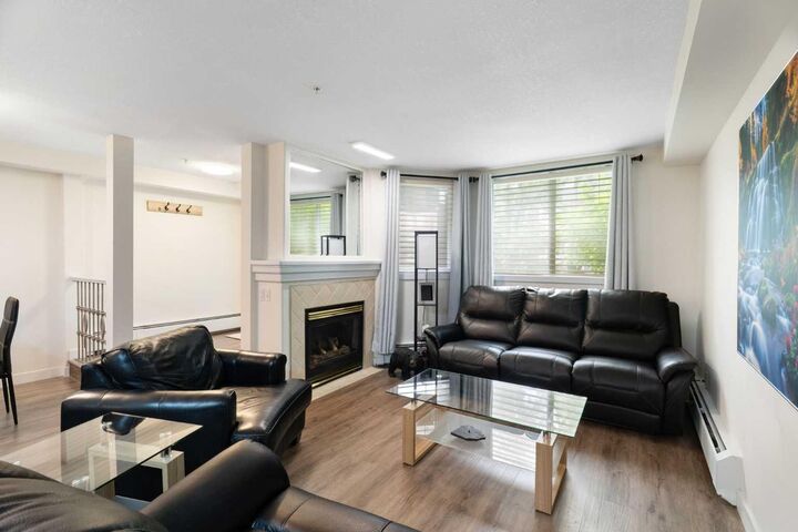 2422 Erlton Street SW 103 — photo 1