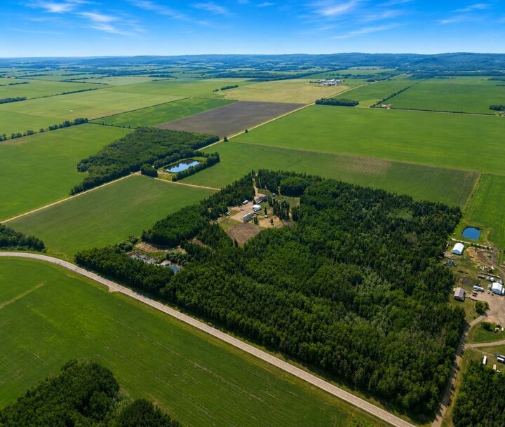 Property Photo: 104262 Rge Rd 151 AB T0H 2H0