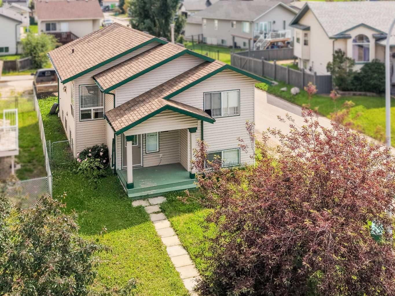 Property Photo: 10761 74 Avenue AB T8W 2T2