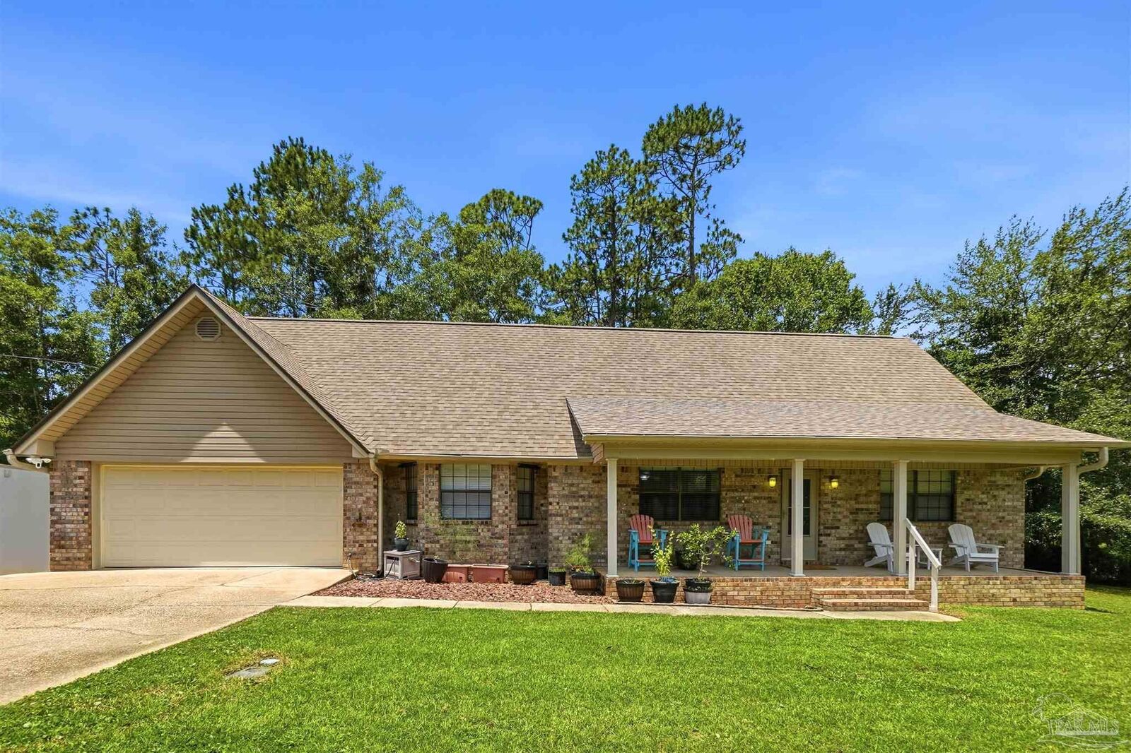 Property Photo:  5820 Pamona St  FL 32583 