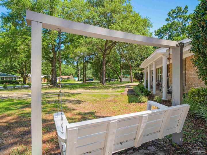 Property Photo:  5692 Pine Ridge Dr  FL 32570 