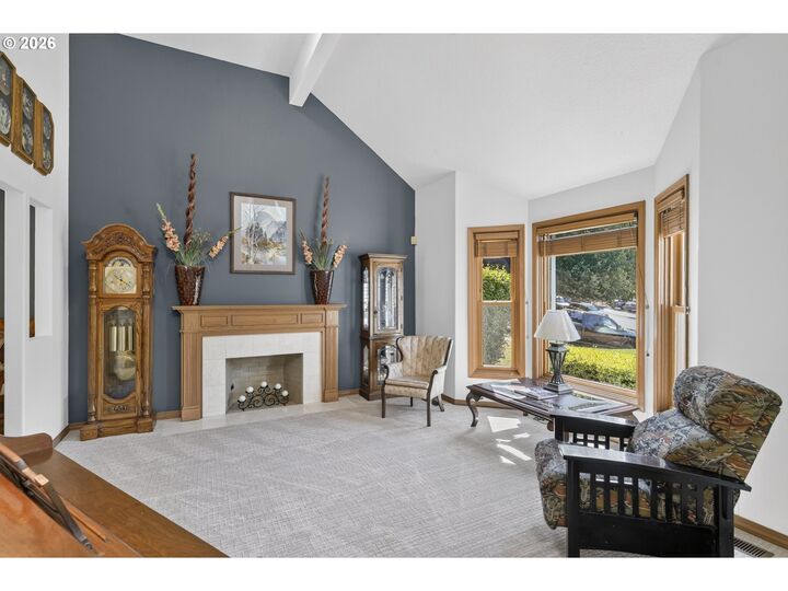 Property Photo:  6013 SW Orchid Dr  OR 97219 