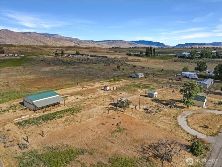 Property Photo: 232 Greenacres Road WA 98849