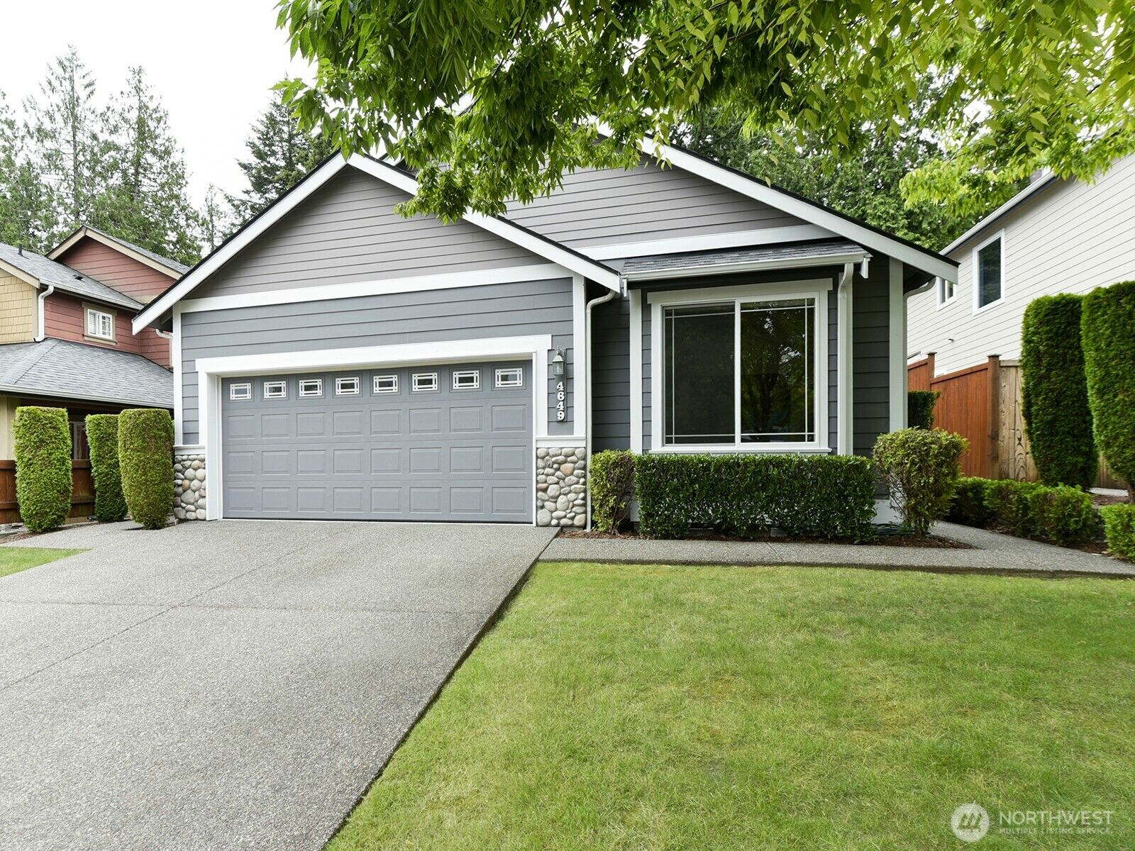 Property Photo:  4649  Helena Avenue SE  WA 98503 