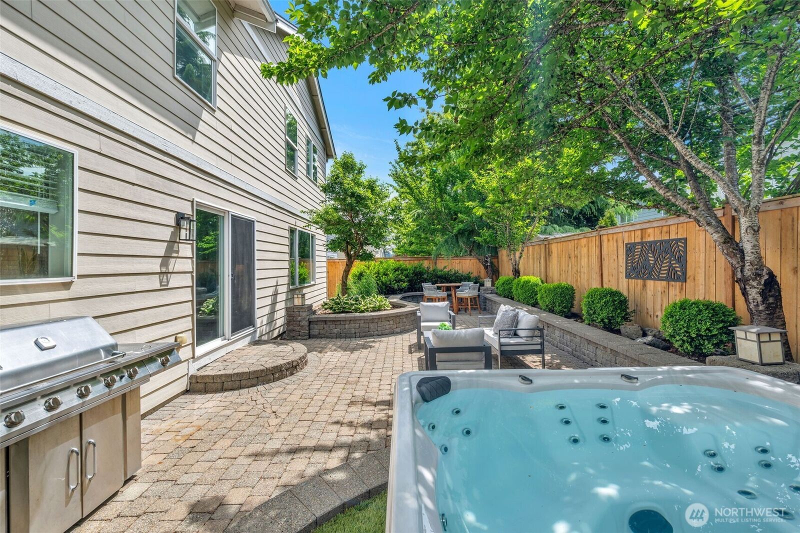 Property Photo:  25409  161st Avenue SE  WA 98042 