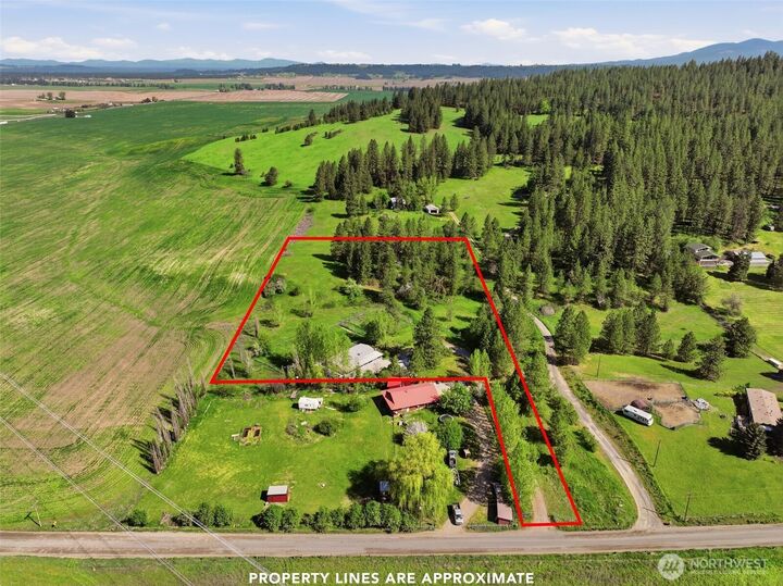 Property Photo: 8325 N Lindgren Road WA 99217