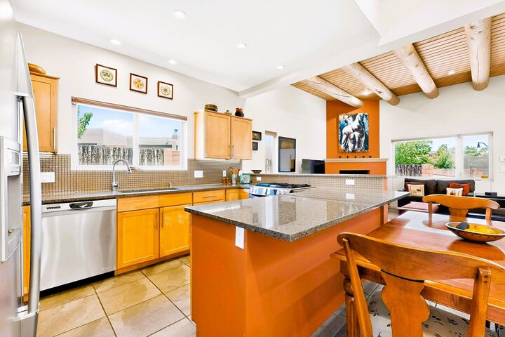 Property Photo: 1522 Calle Redondo NM 87505