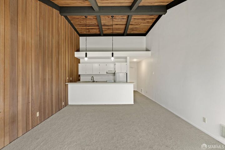 Property Photo:  60 Ora Way H311  CA 94131 