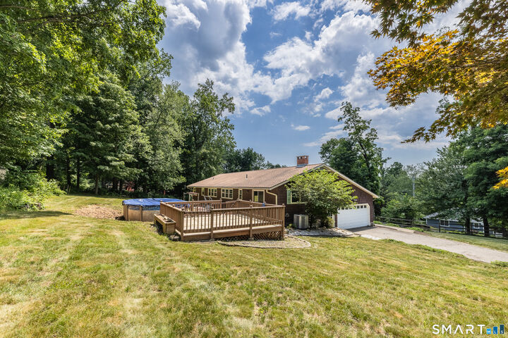 Property Photo:  135 Walnut Tree Hill Road  CT 06484 
