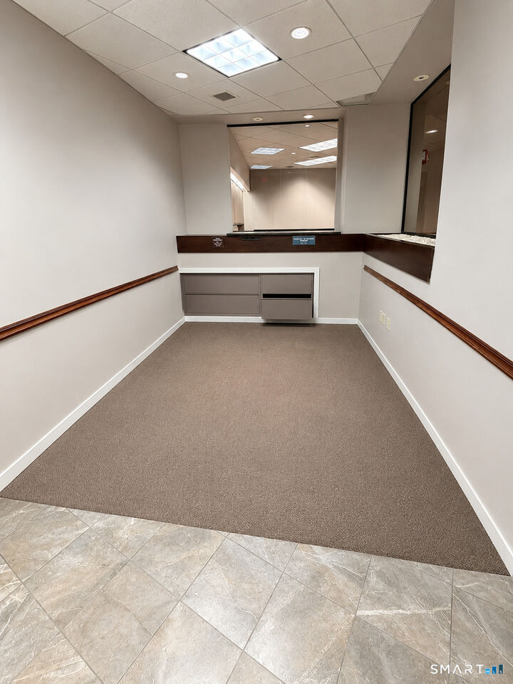 Property Photo:  100 Wells Street 1B  CT 06103 