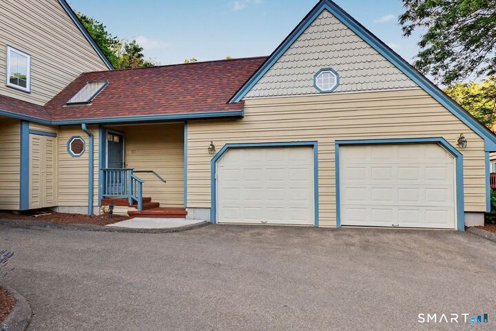 Property Photo: 55 Jardin Circle 55 CT 06484