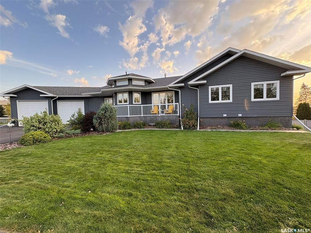 Property Photo:  4018 3rd Street N  SK S0M 0V0 