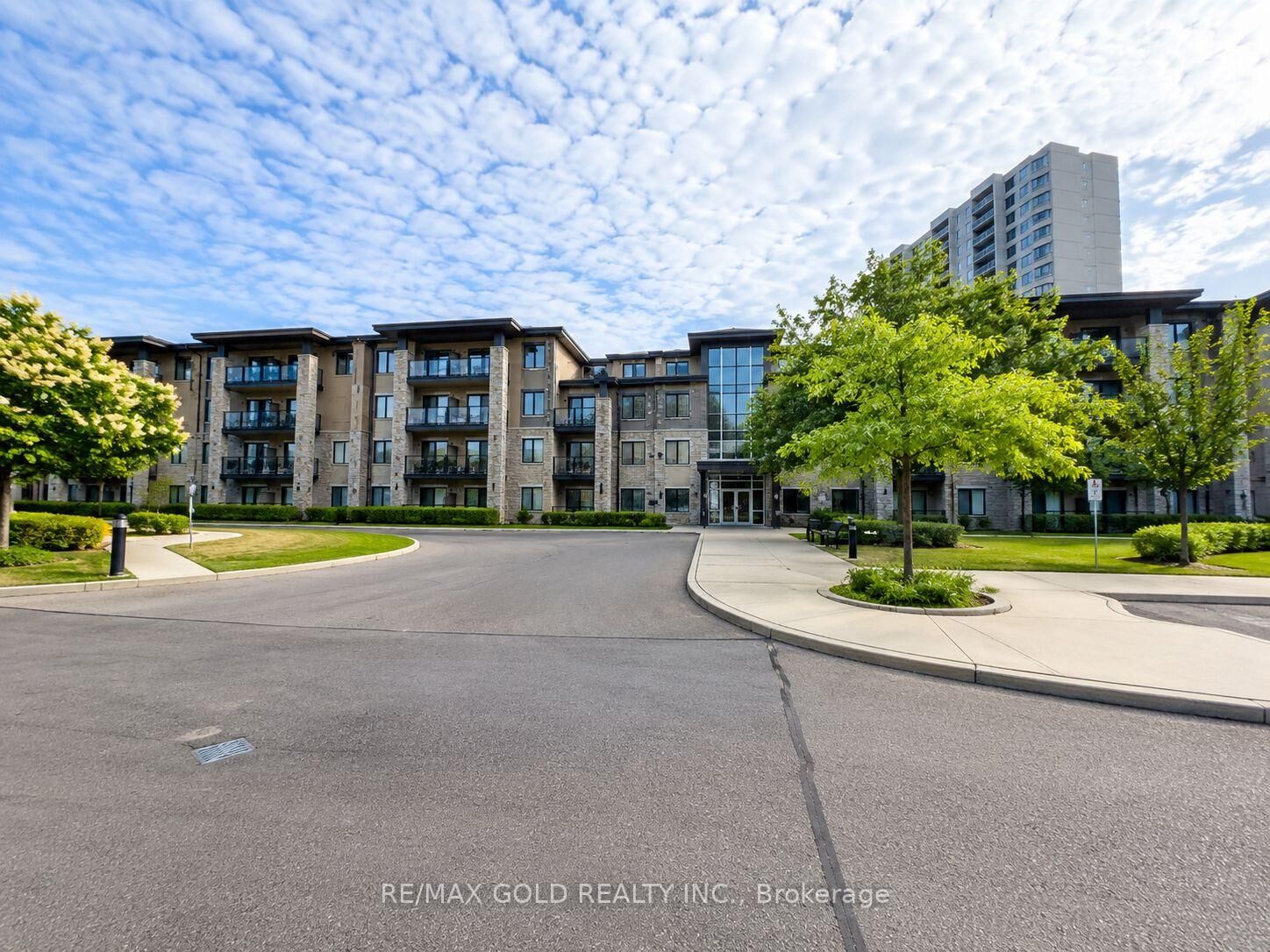 Photo de la propriété:  570 Lolita Gardens 442  ON L5A 0A1 