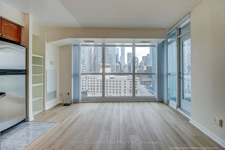 Property Photo: 18 Yonge Street 1305 ON M5E 1Z8