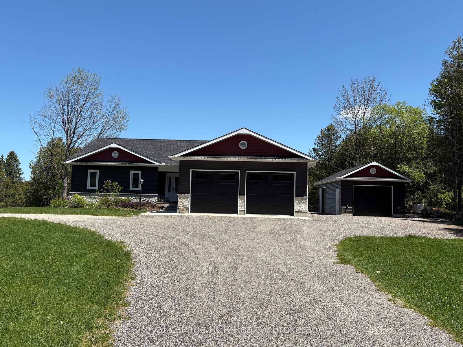 Property Photo:  109 Highland Drive  ON N0C 1H0 
