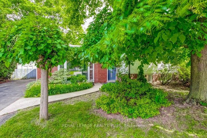 Property Photo:  5322 Windermere Drive  ON L7L 3M1 