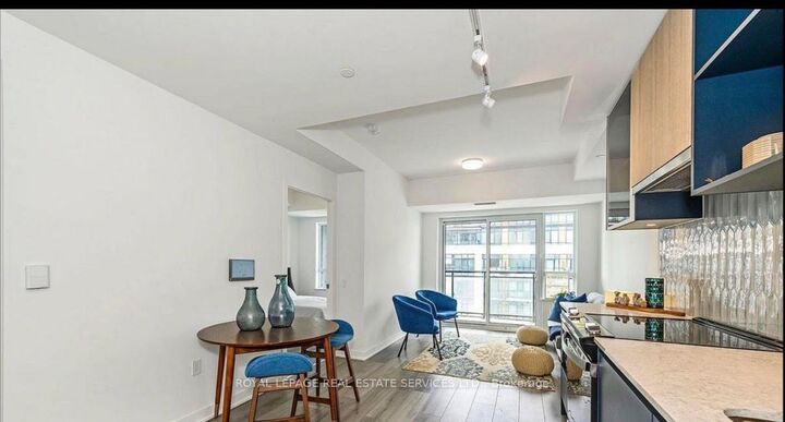 Property Photo: 395 Dundas Street 820 ON L6M 4M2