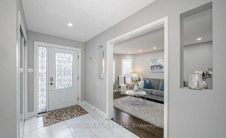 Property Photo: 5103 Silverwater Mill Crescent ON L5V 2B2