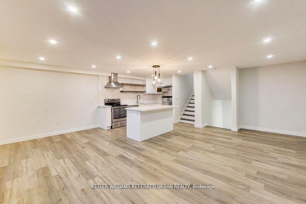 Property Photo: 11 Wincott Drive 1215 ON M9R 2R9