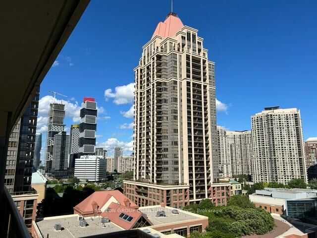 350 Princess Royal Drive 1103 — photo 1