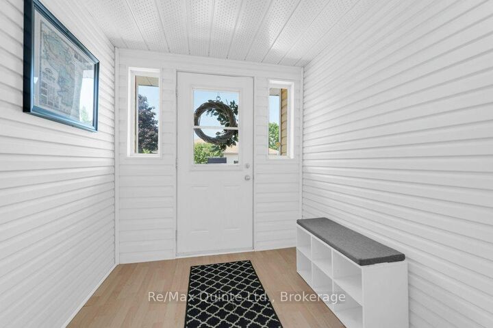 2 Heritage Drive — photo 1