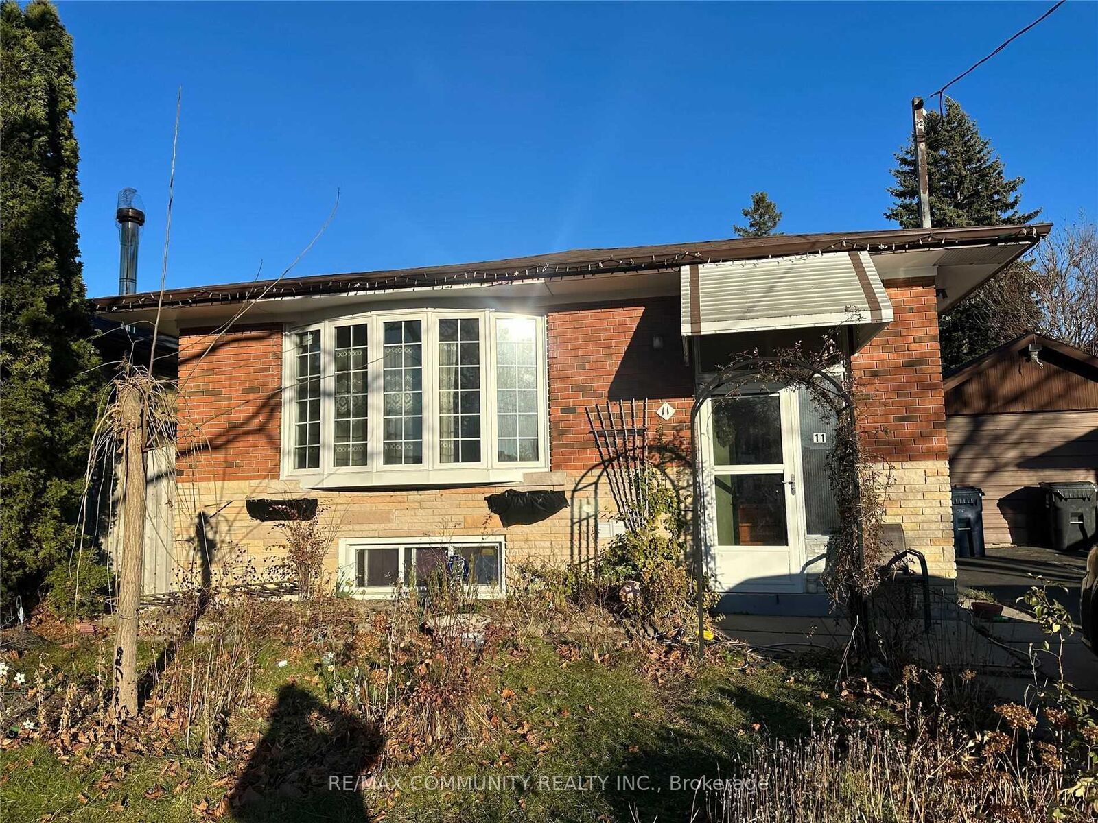Property Photo:  11 Ingrid Drive  ON M1G 3A5 