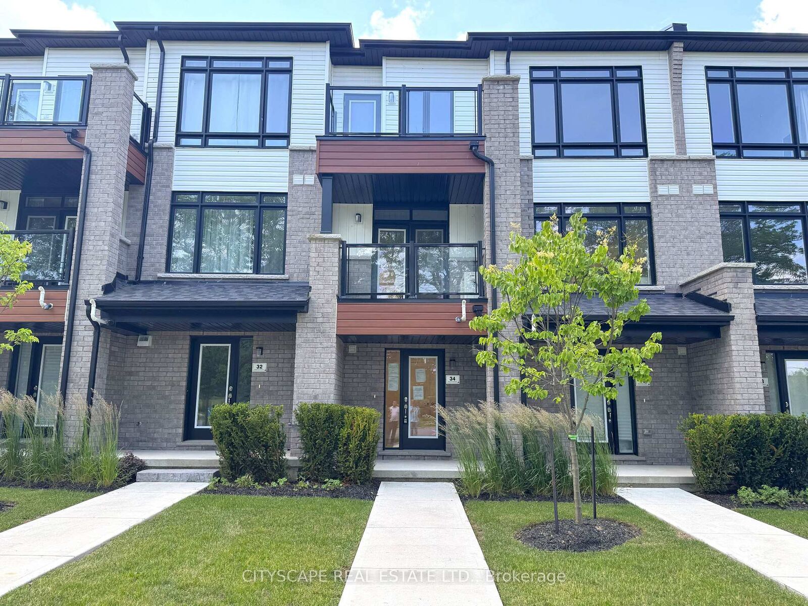 Property Photo: 34 Sidney Rose Common ON L2T 0B3