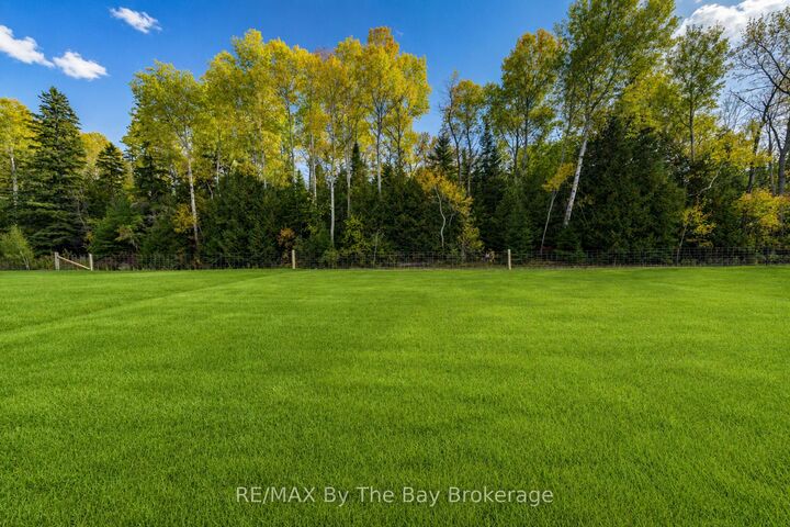 Property Photo:  3 Misty Ridge Road  ON L9Z 0R8 