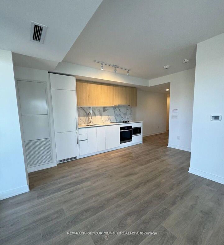 Property Photo: 1100 Sheppard Avenue W 225 ON M3K 0E4
