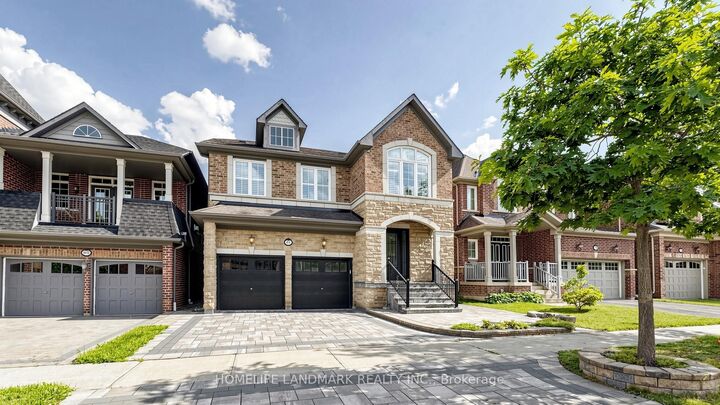 Property Photo: 81 Prince Of Wales Drive ON L6C 0E1