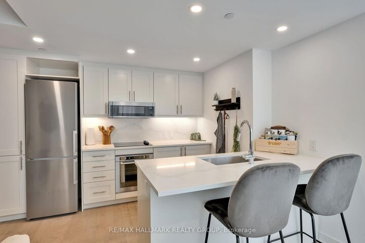 Property Photo:  340 Queen Street 906  ON K1R 0G1 