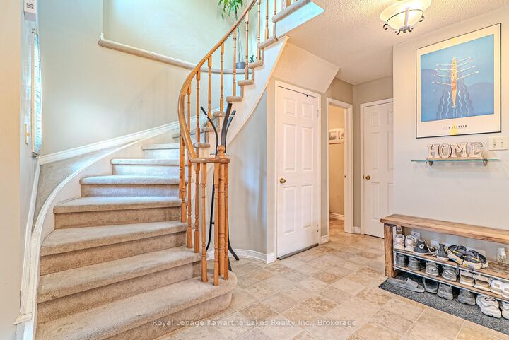 Property Photo:  38 Lipton Crescent  ON L1R 1W7 