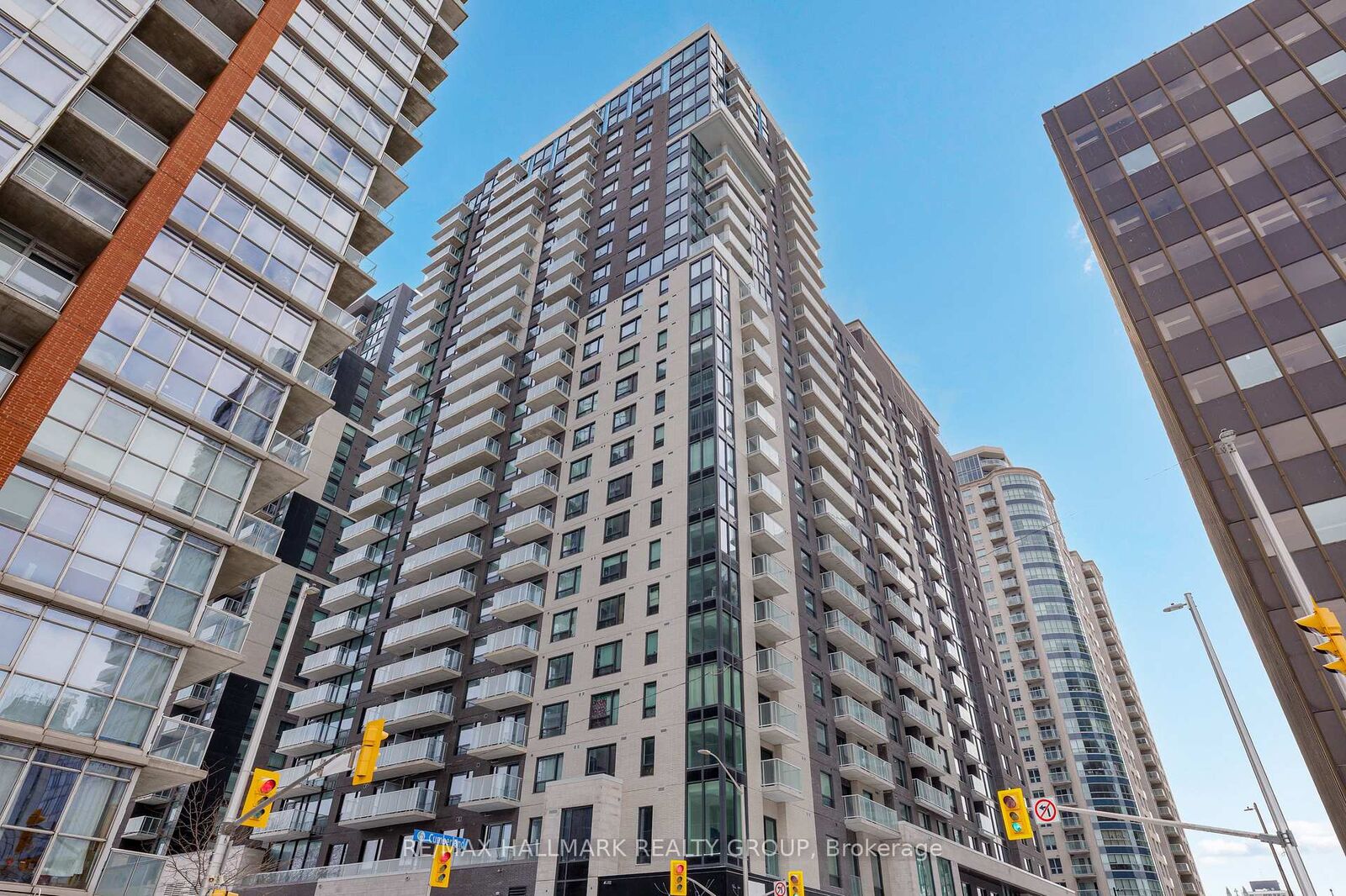 Property Photo: 180 George Street 507 ON K1N 0G8