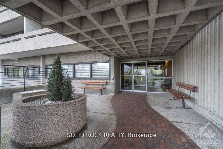 Property Photo: 415 Greenview Avenue 309 ON K2B 8G5