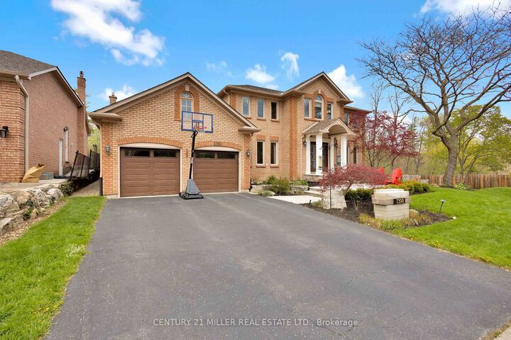 Property Photo: 1398 Winterberry Drive ON L7P 4T4