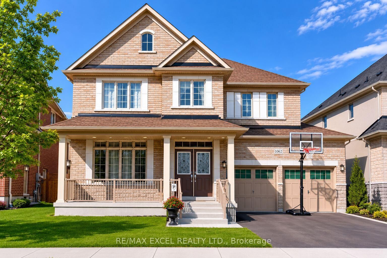 Property Photo: 1062 Blackhall Crescent ON L3X 0B3