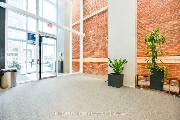 Photo de la propriété:  15 Grenville Street 2101  ON M4Y 0B9 