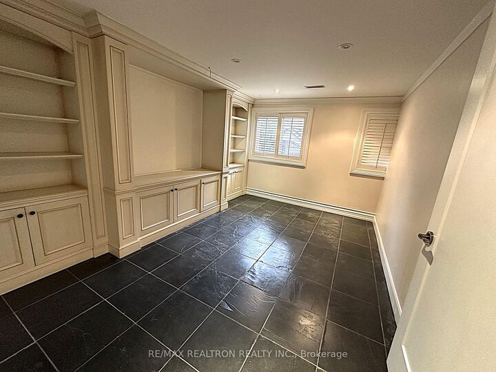 Property Photo: 28 Gina Drive Bsmnt ON L6A 3X2
