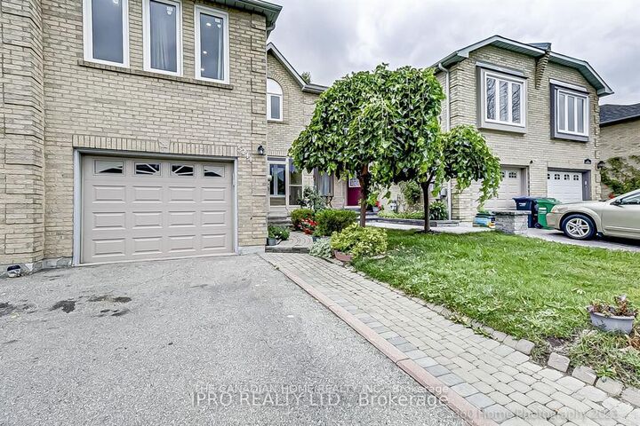 Property Photo:  5244 Cinnamon Road S  ON L5V 1T3 